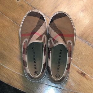 Boys Burberry loafers.